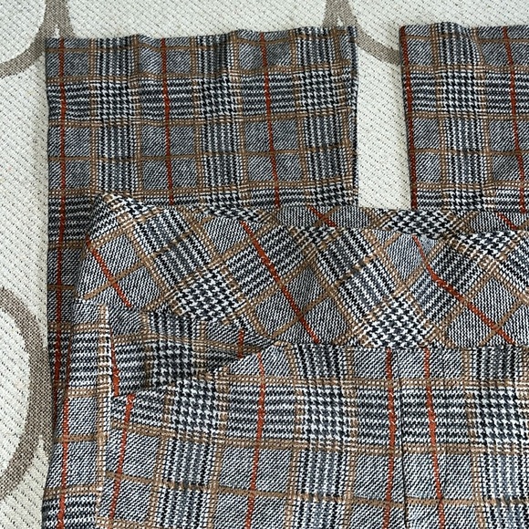 Torrid Pocket Flare Luxe Ponte High-Rise Plaid Pant, size 1R - Picture 16 of 17